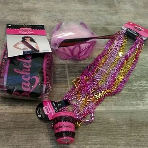 NWT Bachelorette Party Pack 💍